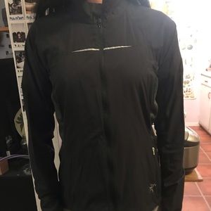 Arc’teryx light weight mid layer